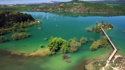 España lucirá 747 'Banderas Azules' este verano, 18 más que en 2023