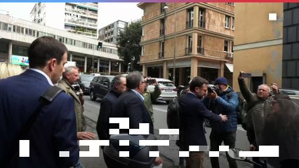 Genova, il presidente Toti lascia casa