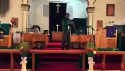 Arrestan a hombre que intentó disparar contra pastor en iglesia de Pensilvania