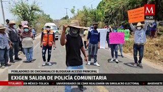 Habitantes de Chichihualco, en Guerrero, se manifiestan en contra de la policía comunitaria