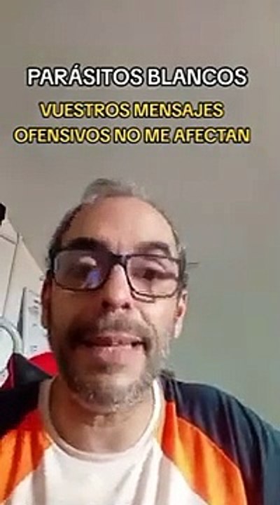Parásitos Blancos: Vuestros mensajes ofensivos no me afectan