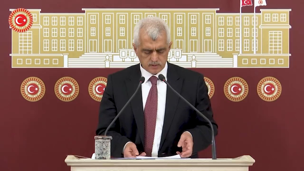 BUCA İlçe Milli Eğitim Müdürlüğünün TORPİL GEÇTİĞİ müdür AYHAN ÖZHAN