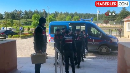 Köyde korkunç cinayet! Kesik baş her yerde aranıyor