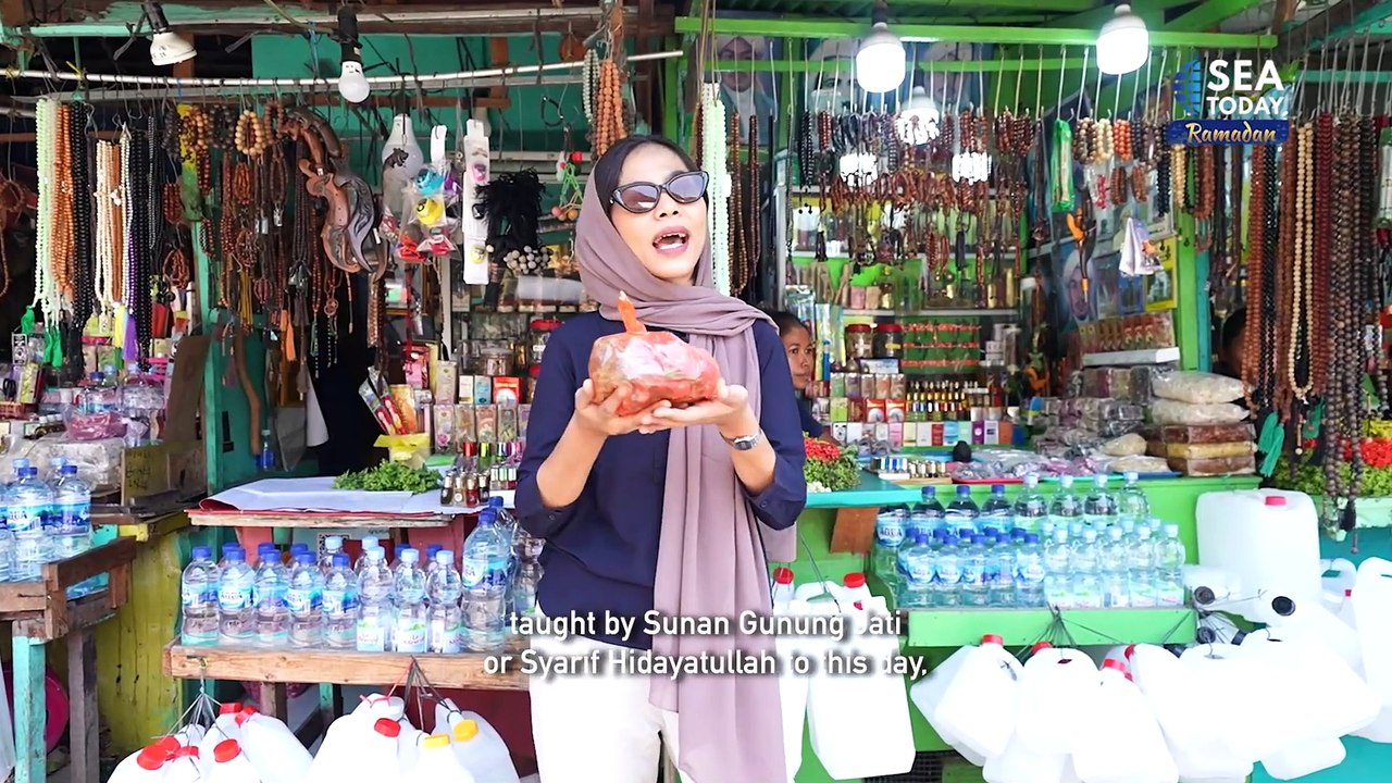 Berziarah ke makam Sunan Gunung Jati Cirebon