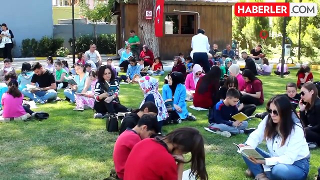 Alaşehir'de kitap okuma etkinliği düzenlendi