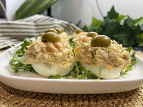 Huevos rellenos de atún ¡en 5 minutos! - Cocina Fácil