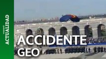 El accidente de un GEO al saltar del helicóptero con la bandera de la Policía Nacional