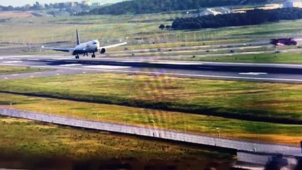 İstanbul Havalimanı'nda kargo uçağı gövde üzerine iniş yaptı