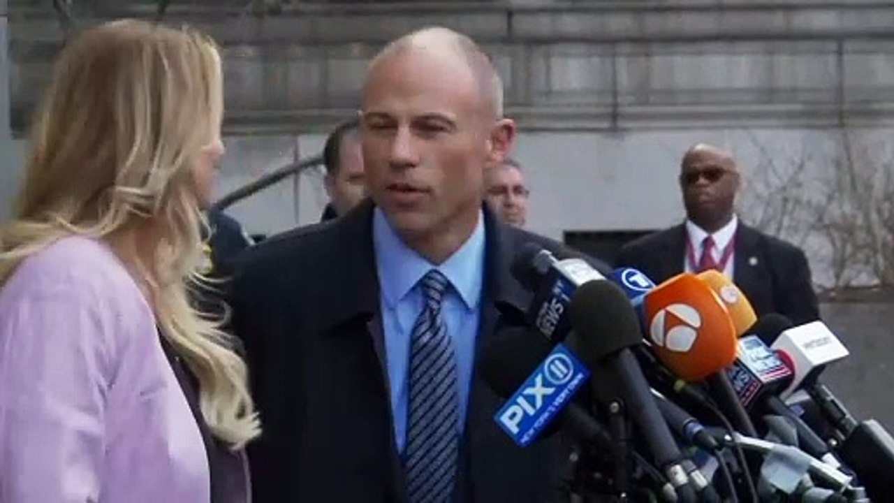 Ex-Pornodarstellerin Stormy Daniels sagt vor Gericht gegen Trump aus