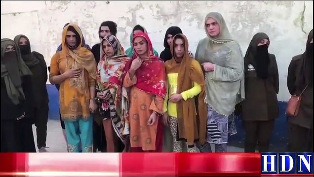 کھاریاں کے کھسرے سلطان راھی کیسے بنے 9 خواجہ سرا جیل کی سلاخوں کے پیچھے بند 23 شی میلز کی گرفتاری کے لئے سرچ اپریشن