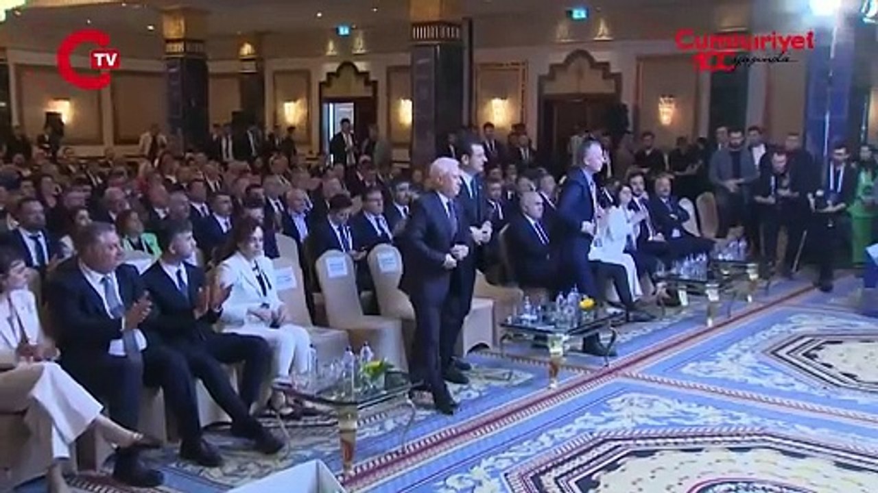 Bursa Büyükşehir Belediye Başkanı Mustafa Bozbey, Marmara Belediyeler Birliği başkanlığına seçildi