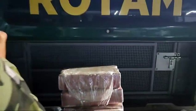 Rotam apreende R$ 30 mil em maconha com passageira de ônibus, em Alto Paraíso