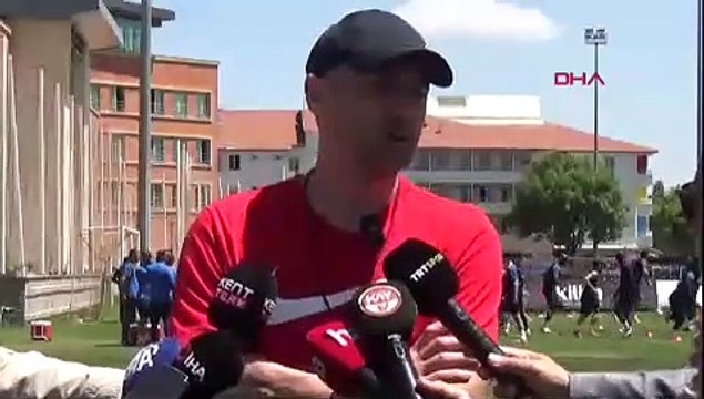 Burak Yılmaz'dan F.Bahçe maçı açıklaması! 'Kimin şampiyon olduğunu bizi ilgilendirmiyor'
