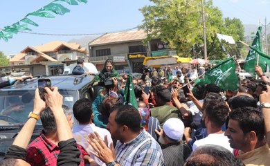 जम्मू-कश्मीर के लोगों का अधिकार छीनने की कोशिश कर रही केंद्र सरकार