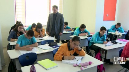 Bakan Tekin açıkladı: Öğretmene yönelik şiddetin cezai yaptırımlarına 'yasal düzenleme'