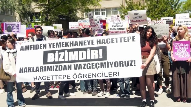 Hacettepe'de öğrenciler yemekhane zammını protesto etti