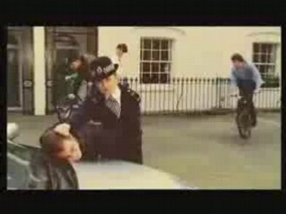Goldfrapp - happiness clip
