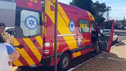 Adolescente é socorrida pelos Bombeiros após se machucar no Colégio José Angelo Baggio Orso