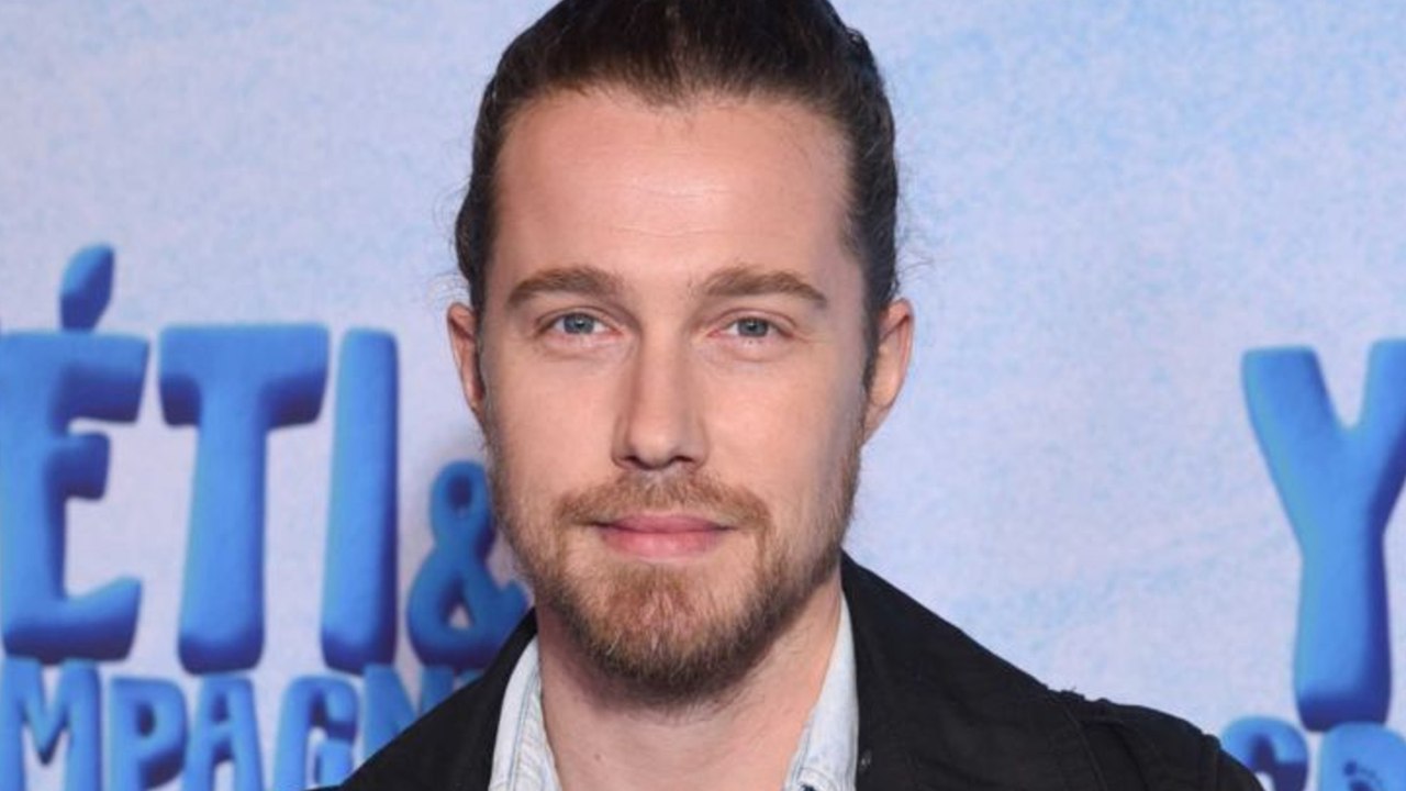 GALA VIDÉO - Julien Doré papa : l’adorable vidéo de son petit garçon va vous faire fondre