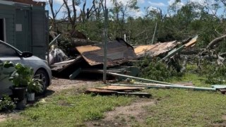 Sulphur, Oklahoma: FEROCIOUS EF3 tornado leaves filmer's house and neighborhood in ruins