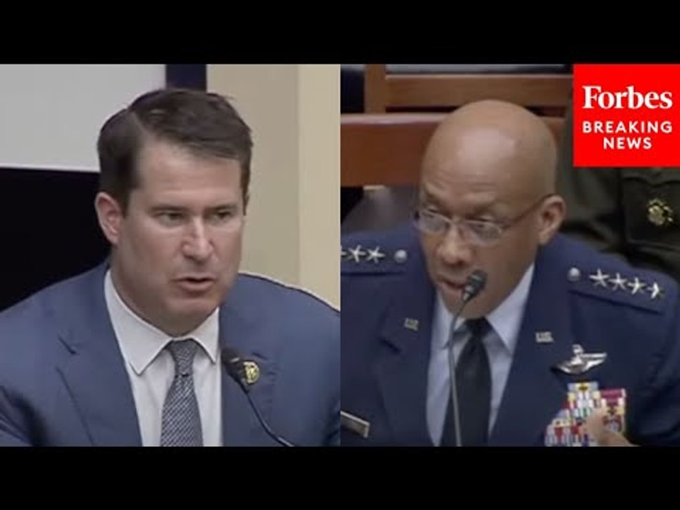 ‘Why Would You Delay Modernization?’: Seth Moulton Presses Chairman Brown & Sec. Austin On Budget