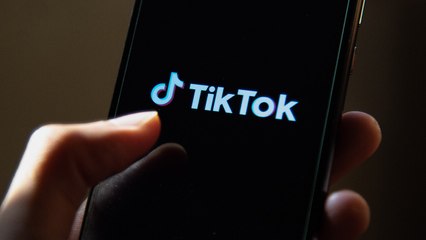 Former Google CEO Reveals Past Interest in Acquiring TikTok 🤔 - thumbnail
