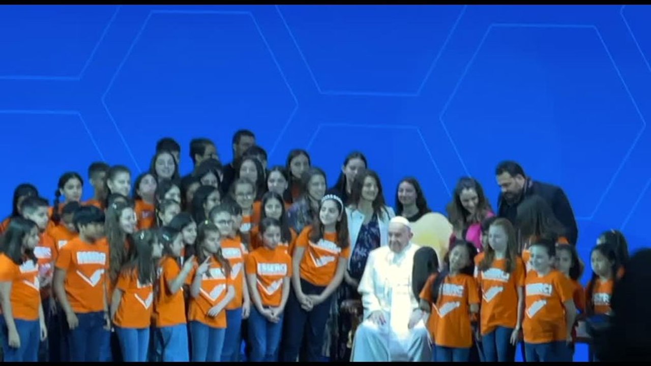 Accoglienza in festa per il Papa agli Stati a Generali della Natalità