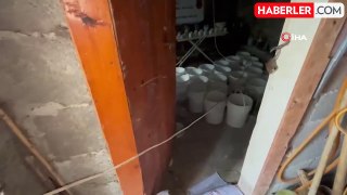 Evlerini uyuşturucu imalathanesine çeviren şahıslara operasyon: 2 gözaltı