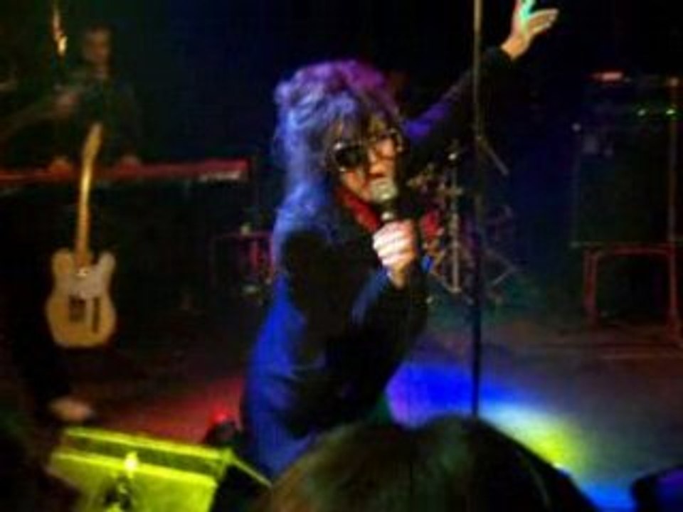 Adrienne Pauly - VAS-Y, VIENS ! Flèche d'Or - live