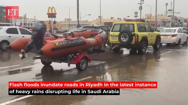 Saudi Arabia: Heavy rains flood roads in capital Riyadh