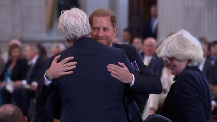 Prince Harry hugs family as he is supported by Princess Diana’s brother and sister at Invictus Games ceremony
