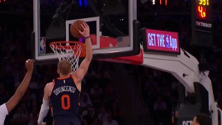 DiVincenzo dominates Pacers with emphatic dunk