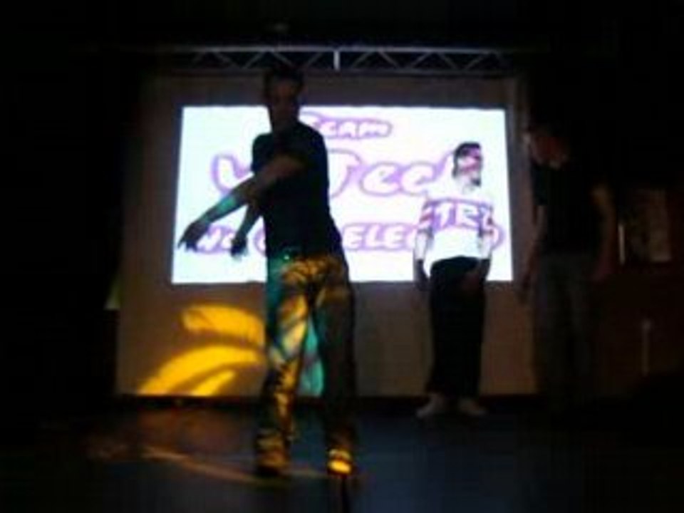 TEAM Y-TECK