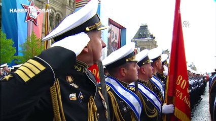 Rusya'da Zafer Günü kutlamaları: Kızıl Meydan'da törenler düzenleniyor