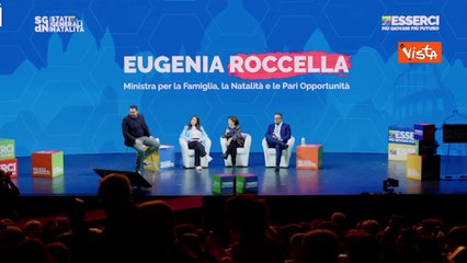 Roccella contestata agli Stati Generali della Natalit?, fischi e cori "Vergogna"