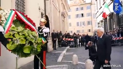Terrorismo, Mattarella depone una corona per Moro e le altre vittime