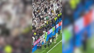 Así celebraron la victoria los jugadores en el Bernabéu
