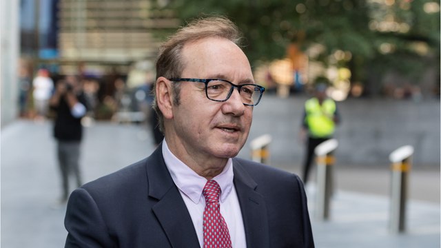 GALA VIDEO - Kevin Spacey accusé d’agressions sexuelles : l’acteur risque un nouveau procès