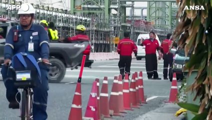 Thailandia, centinaia di persone evacuate dopo un incendio