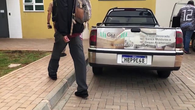 Após usar cigarro eletrônico em sala de aula, adolescente de 15 anos é apreendido com maconha