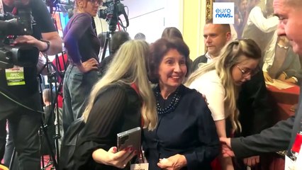 Rechtsruck in Nordmazedonien: Erste Präsidentin gewählt