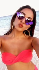 Kiara Advani Hot Vertical Edit