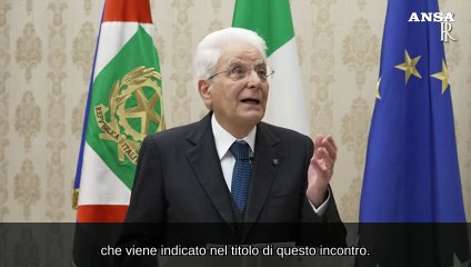 Mattarella: "La Costituzione riguarda tutti e va difesa"