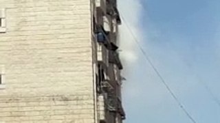İsrail polisi Filistinlinin dairesini patlayıcılarla yıktı