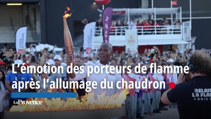 L’émotion des porteurs de flamme après l’allumage du chaudron