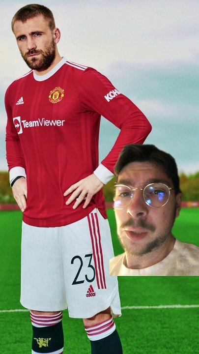 Je Note le Maillot de Football de Manchester United ! (Exclusivité Dailymotion)