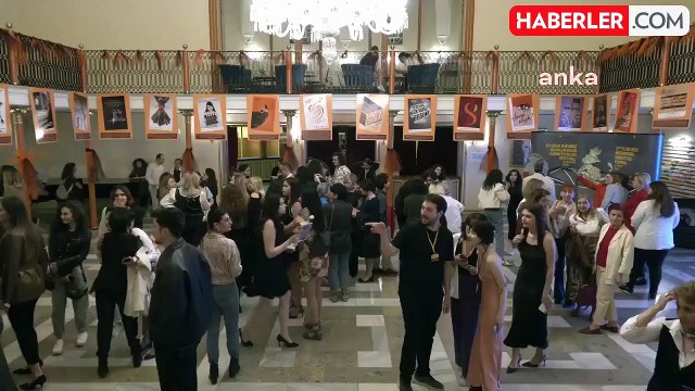 27. Uçan Süpürge Kadın Filmleri Festivali'nin Açılış Töreni Yapıldı. Onur Ödülü Oyuncu Hatice Aslan'a Verildi