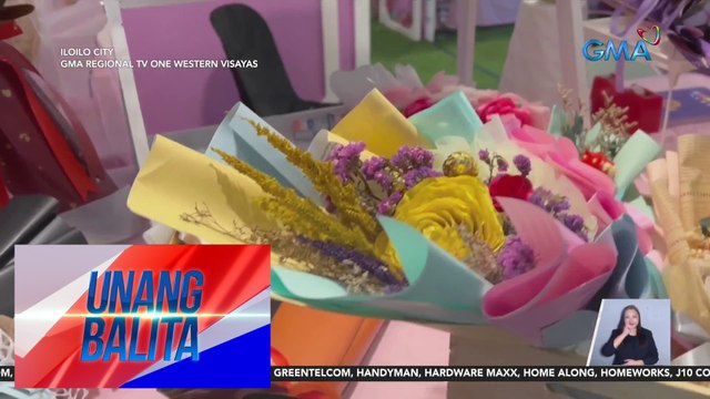 Crochet flowers, stuffed toys, at mga bulaklak, patok na panregalo sa Mother's Day | UB