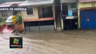 Fuertes aguaceros ocacionan inundaciones en varias partes del país