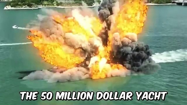 $1 vs $1000,000,000 Yacht